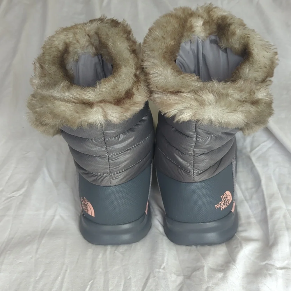 The North Face Women's Thermoball Microbaffle Bootie II - Picture 5 of 12